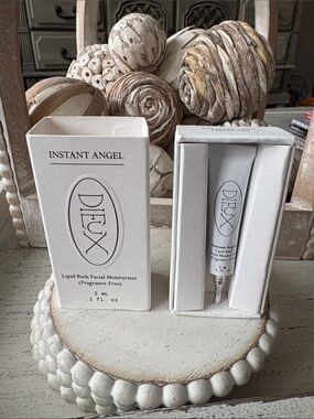 DIEUX Instant Angel Lipid Rich Facial Moisturizer - White